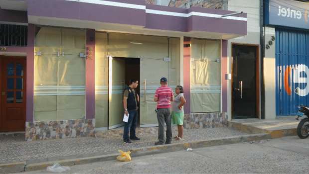 Policía frustra robo de tiendas de celulares en Yurimaguas - Diario Voces